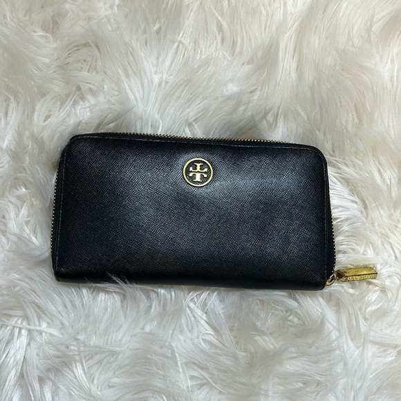 Authentic Tory Burch blk saffiano continental wallet - Picture 3 of 11